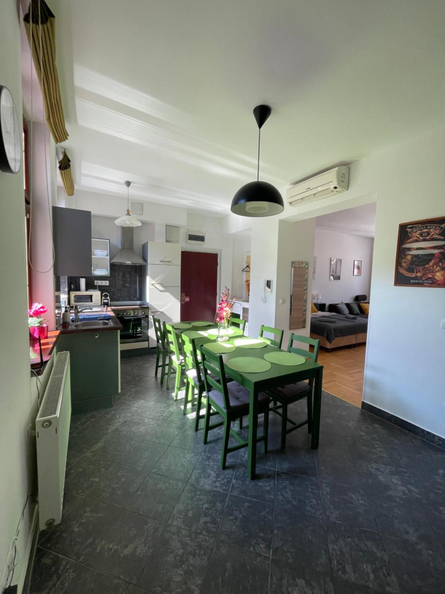 Design Apartment # Dob16 #Downtown #Nightlife Budapest Bagian luar foto