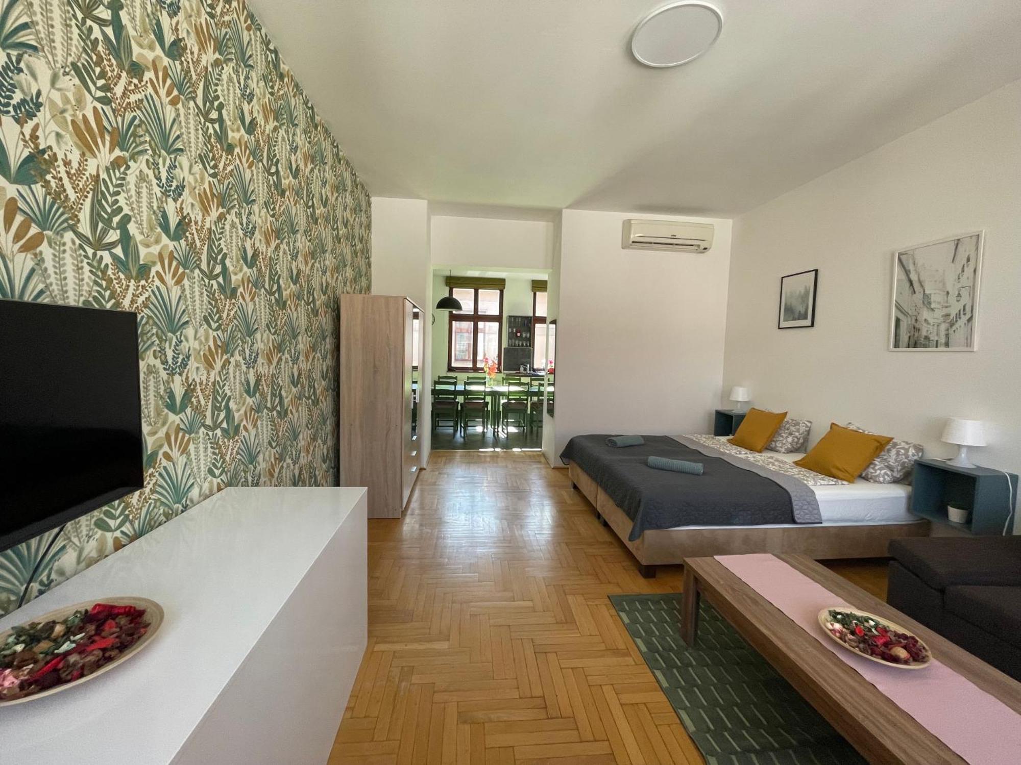 Design Apartment # Dob16 #Downtown #Nightlife Budapest Bagian luar foto