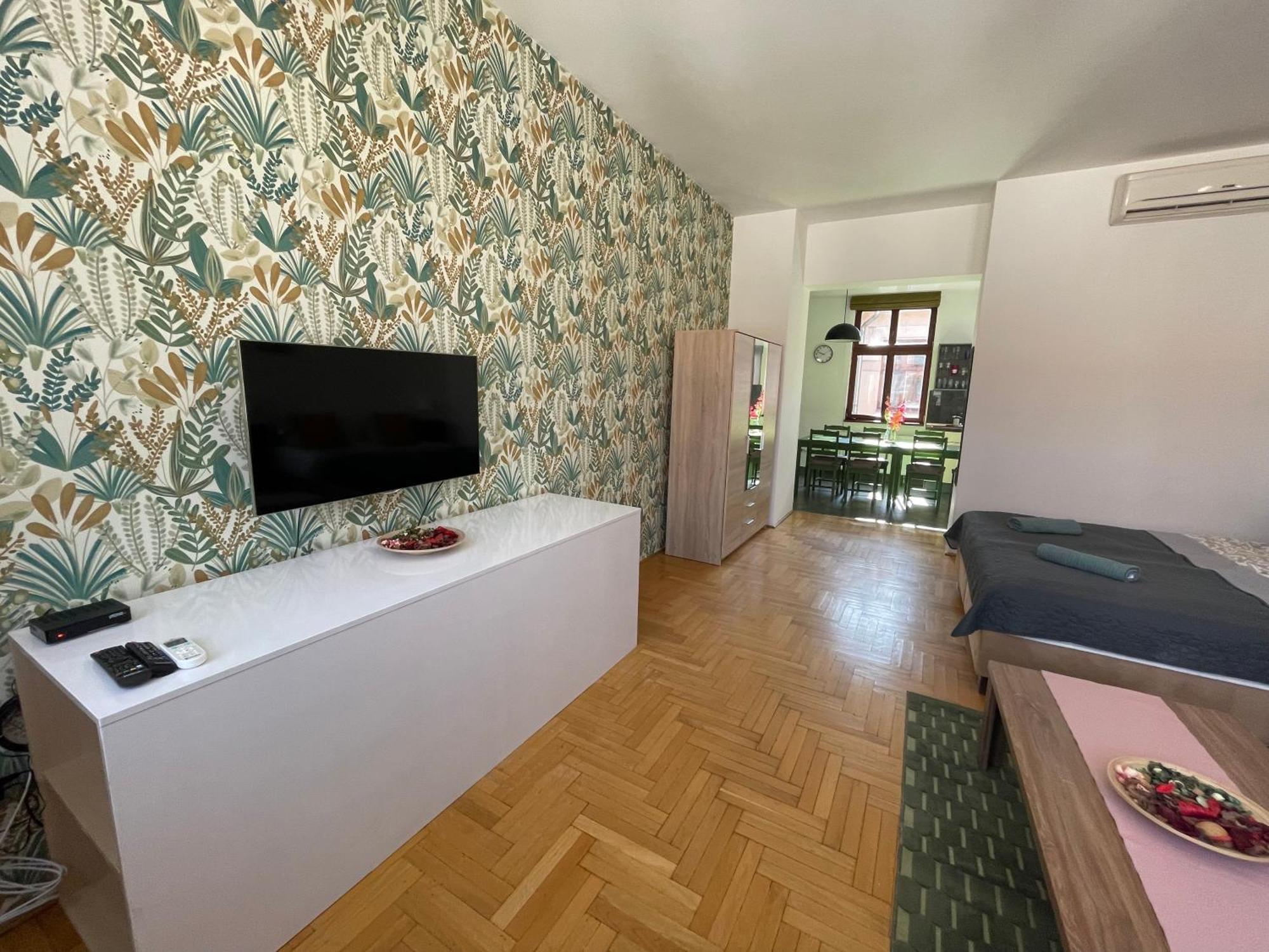 Design Apartment # Dob16 #Downtown #Nightlife Budapest Bagian luar foto